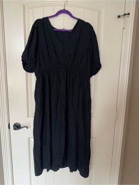 Old Navy Black V-Neck Midi Dress with Puff Sleeves